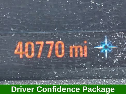 Used 2013 Buick LaCrosse Premium w/ Driver Confidence Package FWD image 11
