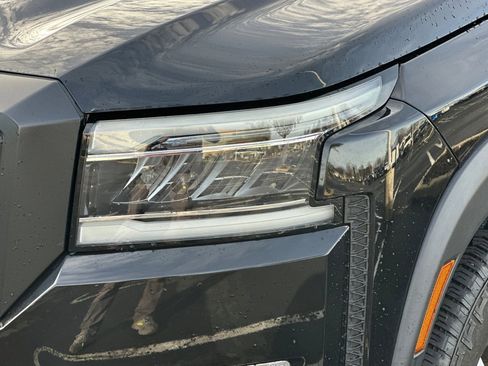 Used 2023 Nissan Frontier PRO-4X w/ Pro Convenience Package image 53