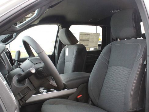New 2026 RAM 2500 Big Horn AWD/4WD image 10