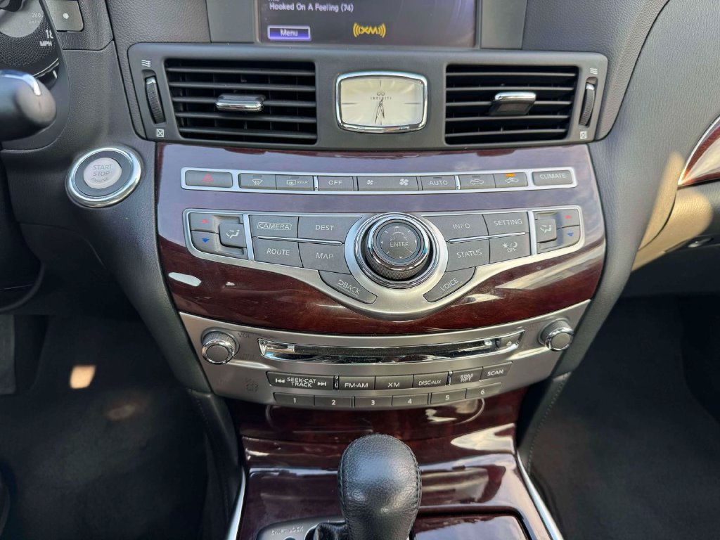 Used 2016 INFINITI Q70 L 3.7 AWD/4WD image 32