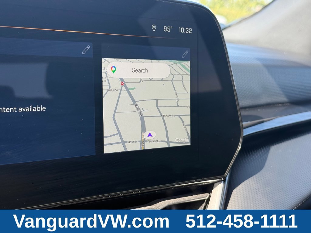 Used 2026 Chevrolet Equinox LT AWD/4WD image 14