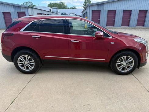 Used 2020 Cadillac XT5 Premium Luxury w/ LPO, Floor Liner Package AWD/4WD image 5