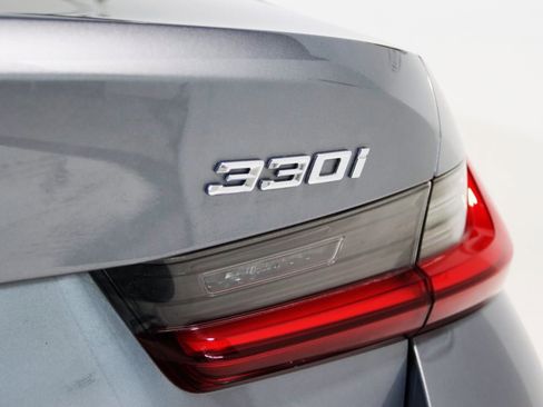 Used 2025 BMW 330i xDrive Sedan image 15