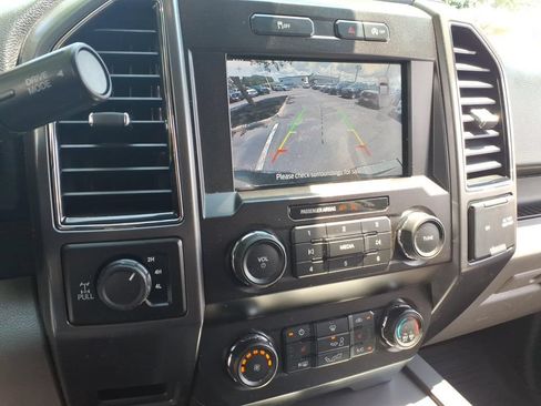 Used 2020 Ford F150 XLT w/ Equipment Group 302A Luxury AWD/4WD image 25