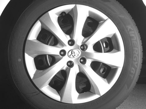 Used 2025 Toyota Corolla LE FWD image 17