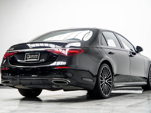 Used 2023 Mercedes-Benz S 500 4MATIC w/ AMG Line image 14