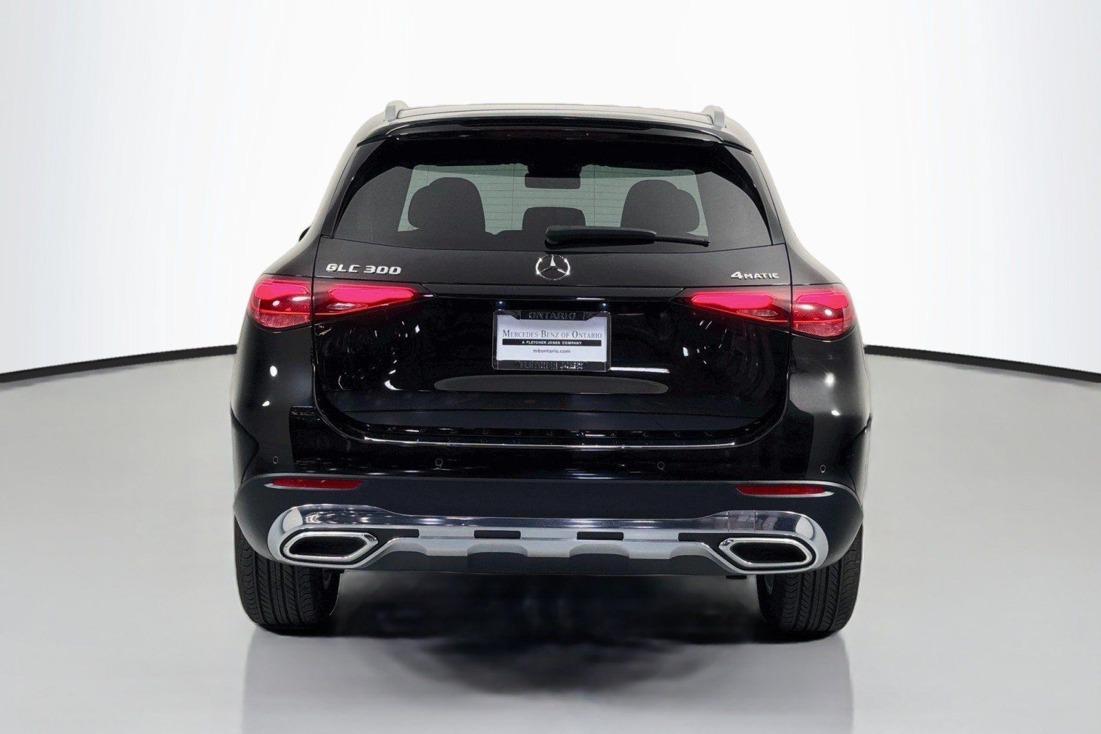 Used 2024 Mercedes-Benz GLC 300 4MATIC image 4