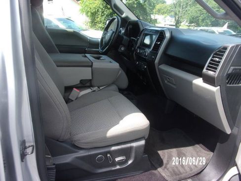 Used 2017 Ford F150 XLT w/ Equipment Group 302A Luxury AWD/4WD image 12