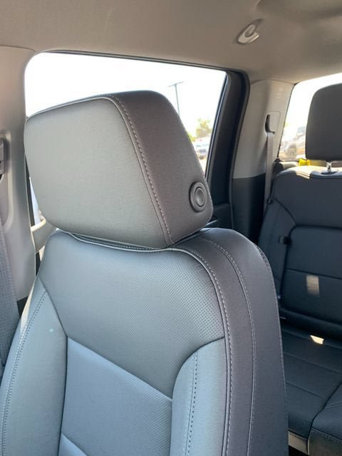 New 2026 GMC Sierra 2500 SLT w/ SLT Convenience Package AWD/4WD image 24