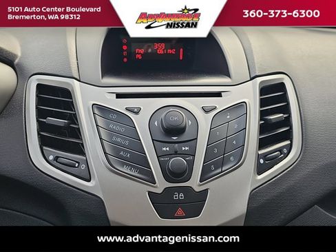 Used 2011 Ford Fiesta SE image 10