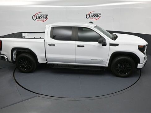 Certified 2024 GMC Sierra 1500 Pro w/ Graphite Edition image 20