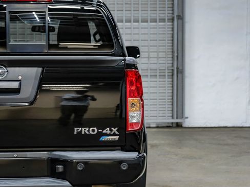 Used 2018 Nissan Frontier PRO-4X w/ Pro-4x Luxury Package AWD/4WD image 54