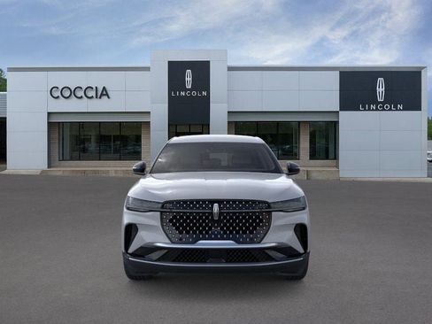 New 2026 Lincoln Nautilus Premier AWD/4WD image 6