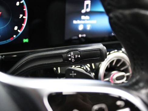 Used 2021 Mercedes-Benz GLA 250 w/ Premium Package image 21