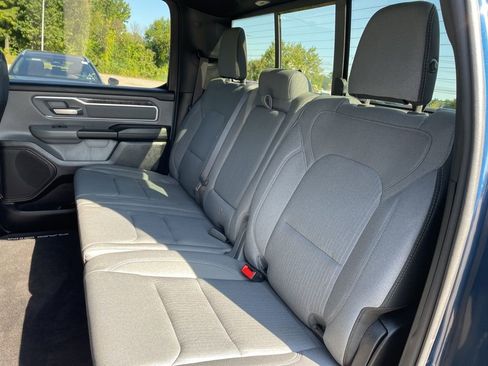 Used 2021 RAM 1500 Big Horn image 12