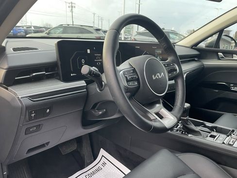 New 2025 Kia K5 EX image 9