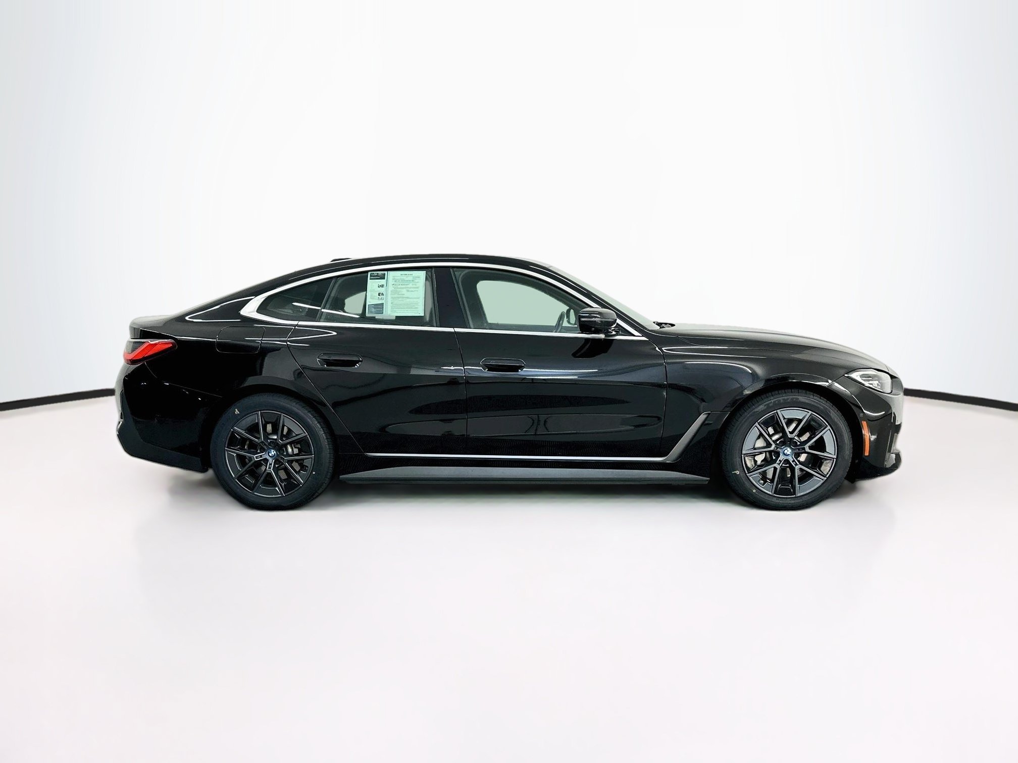 Used 2024 BMW i4 xDrive40i AWD/4WD image 10