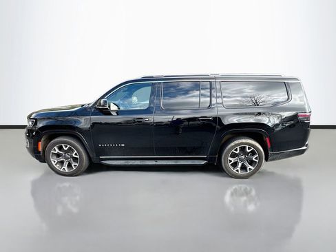 Used 2024 Jeep Wagoneer L Series III w/ Flexible Seating Group image 4