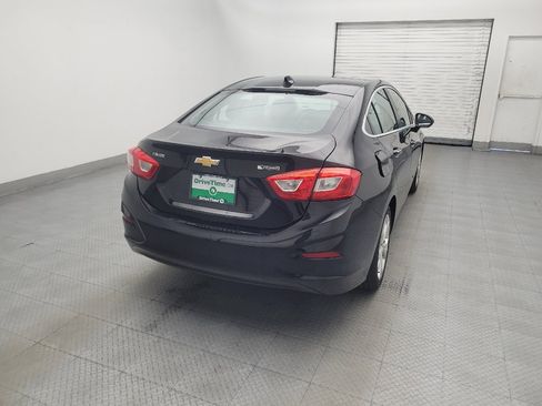 Used 2017 Chevrolet Cruze Premier FWD image 7