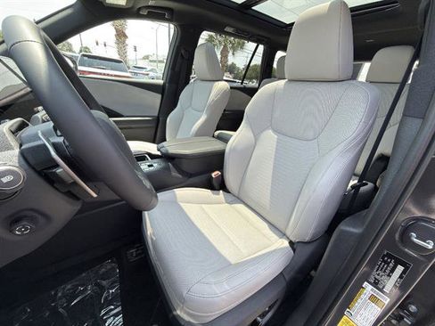 New 2026 Lexus TX 350 AWD image 8