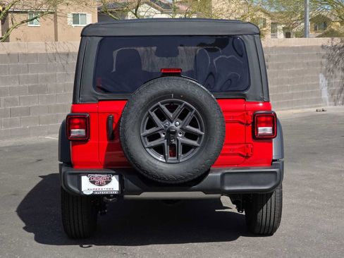 Used 2026 Jeep Wrangler Unlimited Sport AWD/4WD image 7