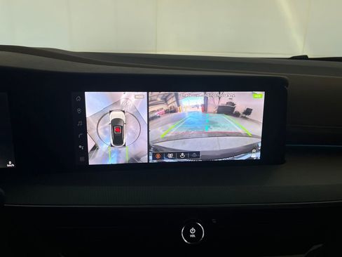 Used 2025 Nissan Murano Platinum w/ Cargo Package image 73