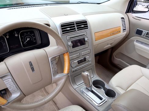 Used 2007 Lincoln MKX FWD image 38