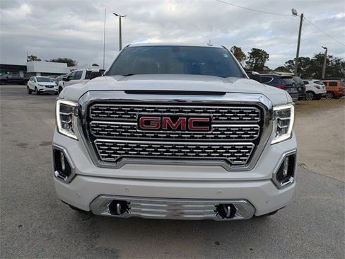 Used 2022 GMC Sierra 1500 Denali w/ Denali Premium Package image 8