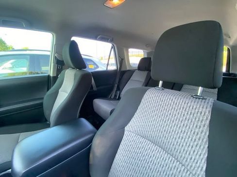 Used 2024 Toyota 4Runner SR5 AWD/4WD image 6