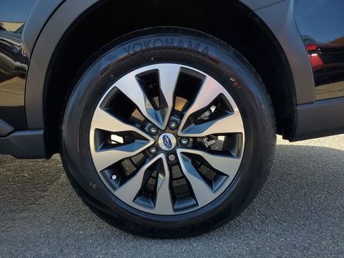 Used 2023 Subaru Outback Touring XT image 11