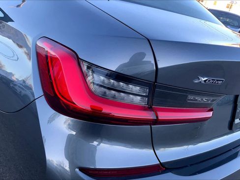 Used 2019 BMW 330i xDrive Sedan w/ M Sport Package image 28