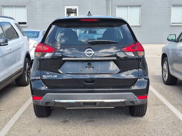 Used 2018 Nissan Rogue S AWD/4WD image 6