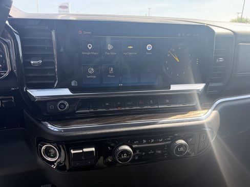 Used 2025 Chevrolet Silverado 1500 LT RWD image 15