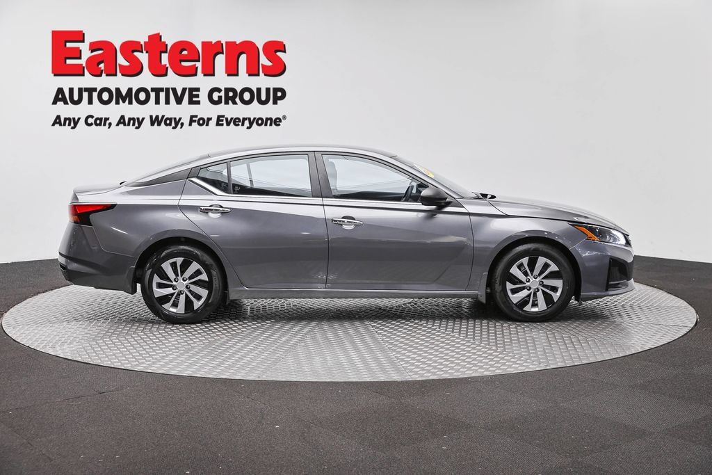 Used 2024 Nissan Altima 2.5 S FWD image 4