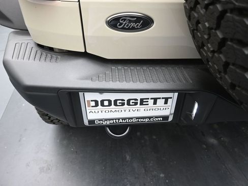 New 2025 Ford Bronco Badlands image 10