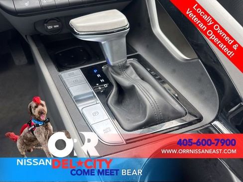 Used 2025 Hyundai Elantra SEL FWD image 25