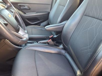 Used 2022 Chevrolet Trax LT w/ LT Convenience Package