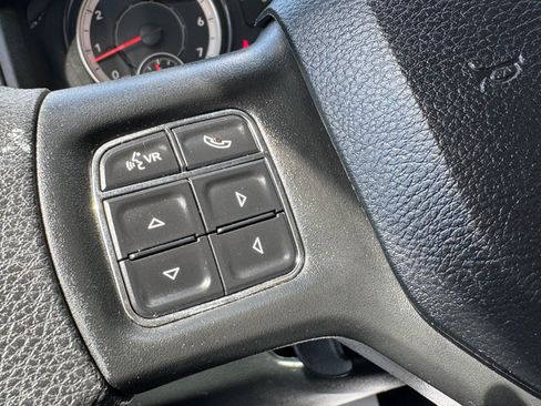 Used 2018 RAM 1500 Express RWD image 15