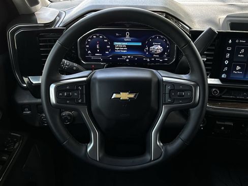 Used 2025 Chevrolet Silverado 1500 LT w/ Protection Package RWD image 15