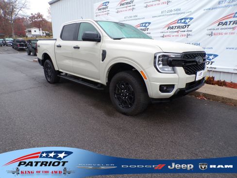 Used 2025 Ford Ranger XLT w/ Black Appearance Package image 1