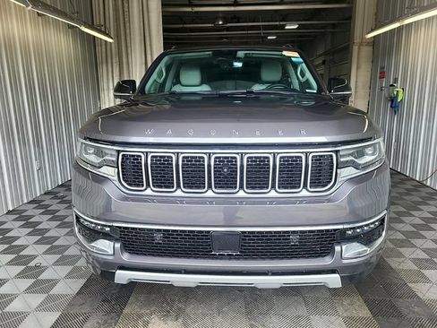 Used 2024 Jeep Wagoneer Series II w/ Convenience Group I AWD/4WD image 12