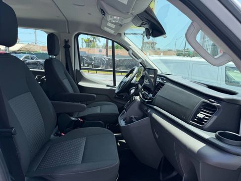 Used 2023 Ford Transit 350 XLT RWD image 11