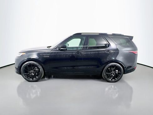 Used 2025 Land Rover Discovery Dynamic SE image 8