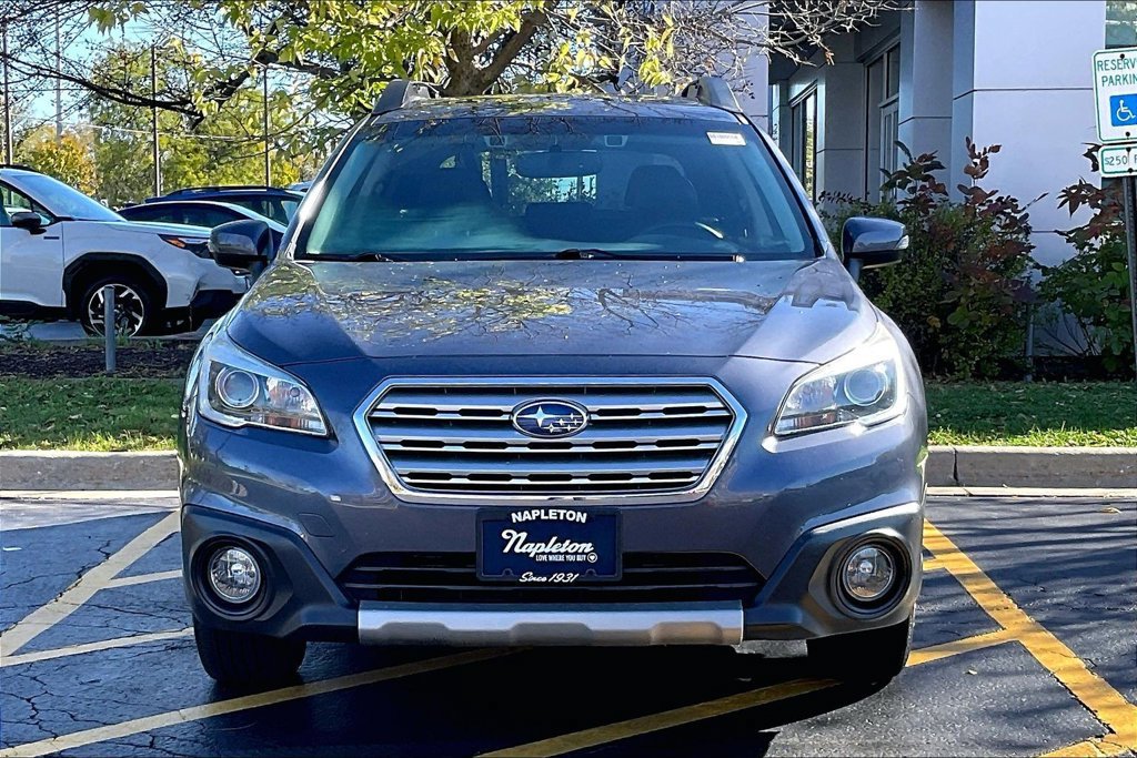 Used 2016 Subaru Outback 2.5i Limited AWD/4WD image 3