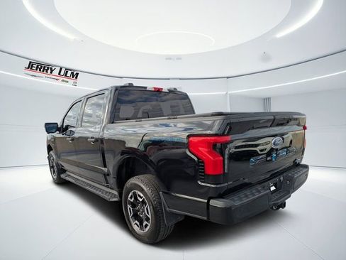 Used 2023 Ford F150 Lightning XLT image 5