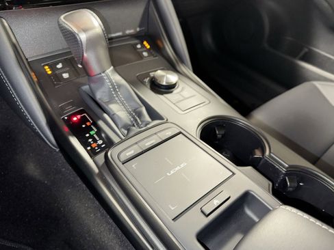 Used 2025 Lexus IS 350 F Sport image 29