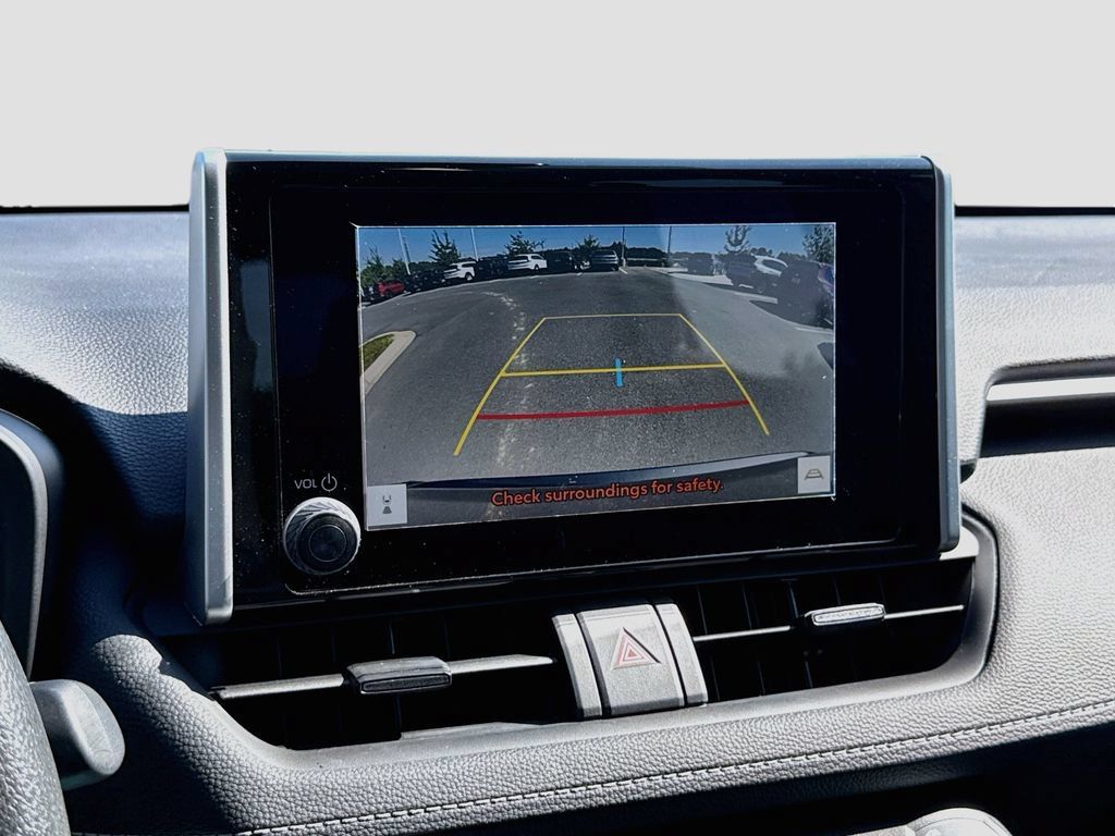 Used 2025 Toyota RAV4 LE FWD image 15
