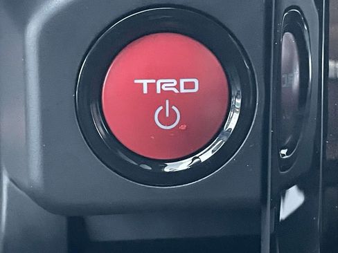 New 2025 Toyota Tacoma TRD Off-Road image 34