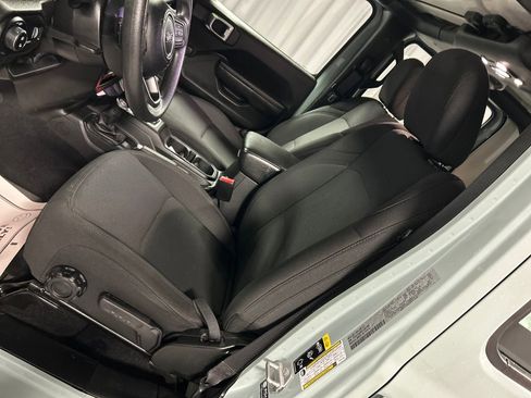 Used 2023 Jeep Gladiator Sport w/ Trailer Tow Package image 12