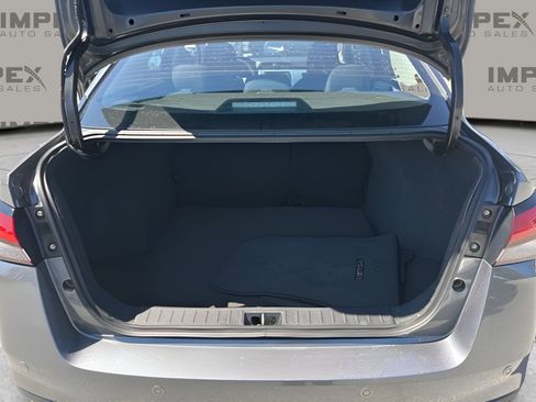 Used 2025 Nissan Versa SV image 22